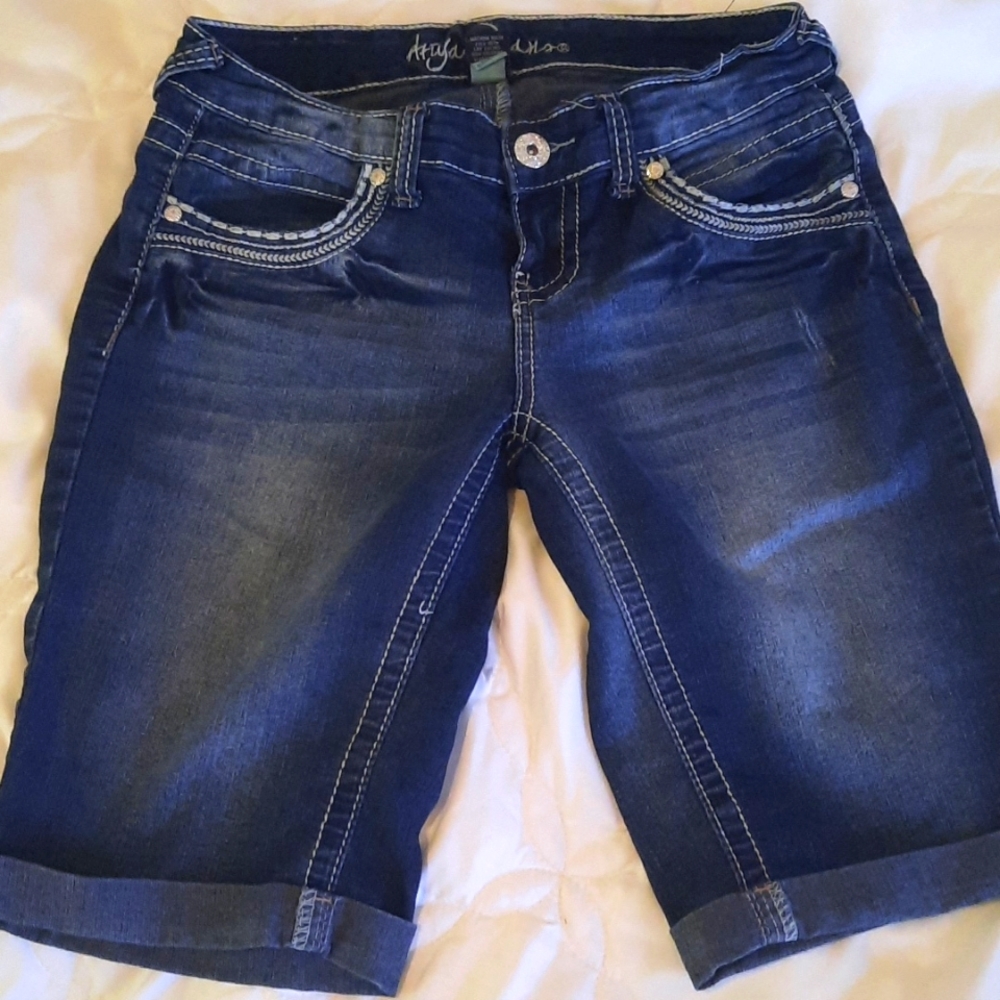 Long shorts